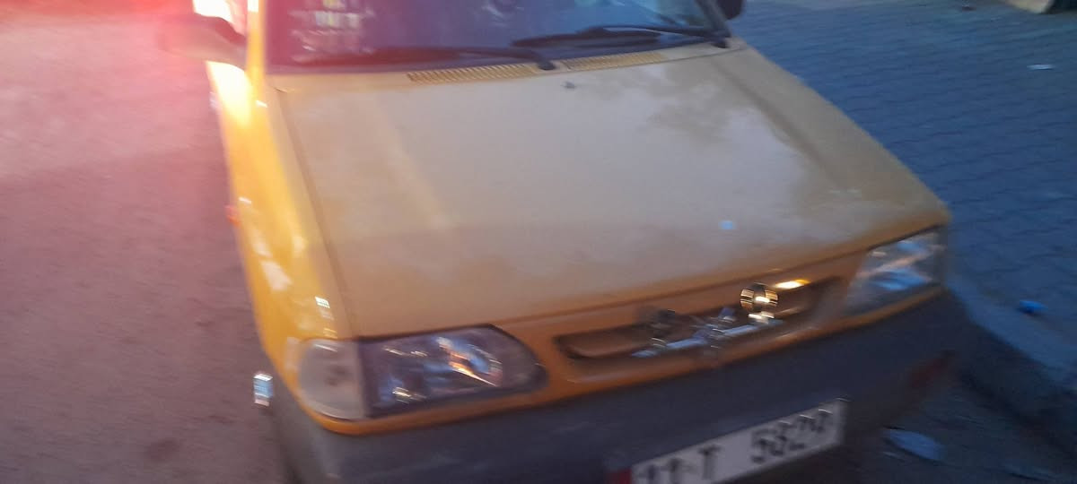 السلام عليكم سايبه٢٠١١ لبيع نضيفه  جداً بغداد الاعظميه ***********
