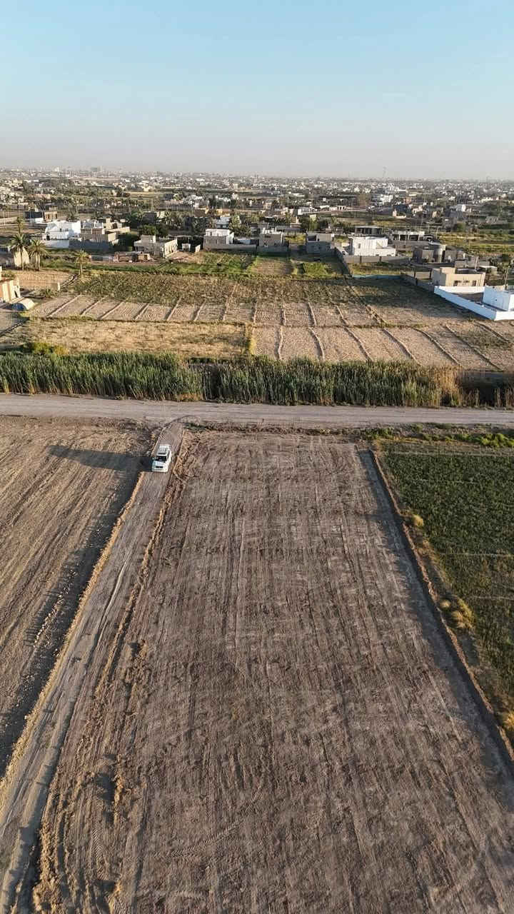 قطع أراضي في الرمادي منطقة الشراع خلف بانزين خانه أسوار المدينه طابو زراعي سند 25 تحويل تتوفر جميع المساحات من ١٠٠م فما فوق للأتصال والاستفسار
***********
