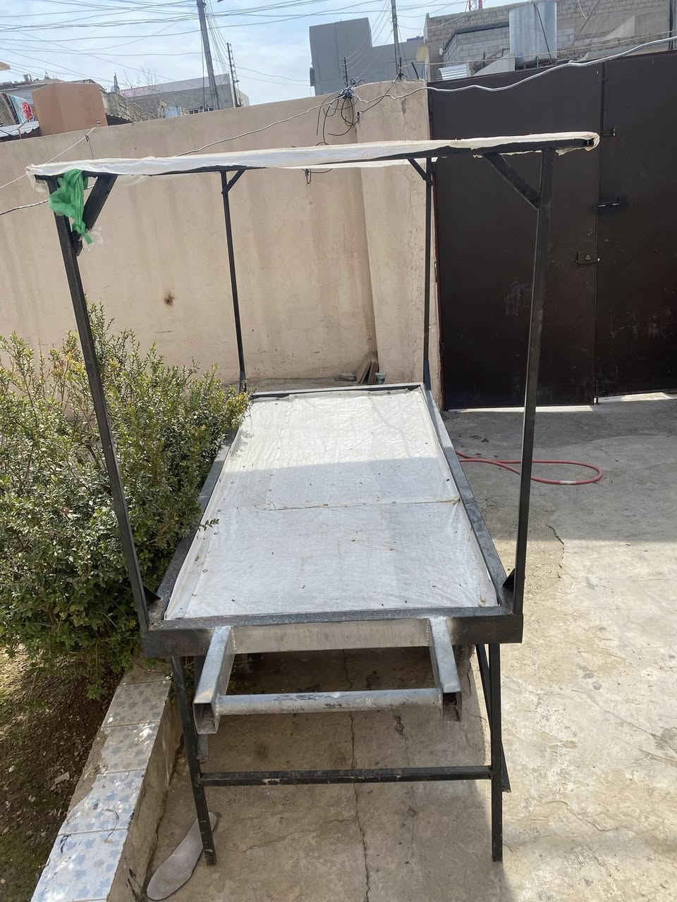 عربانه من حديد  حديد رقم واحد عربانه بل دفع خفيفه تايراتها انضاف جديدات  ويل نضيف  بيها صندوك  
السعر 150الف


**إذا كنت صاحب هذا الإعلان وتريد حذفه لأي سبب، رجاءا أرسل رسالة إلى الدعم الفني**