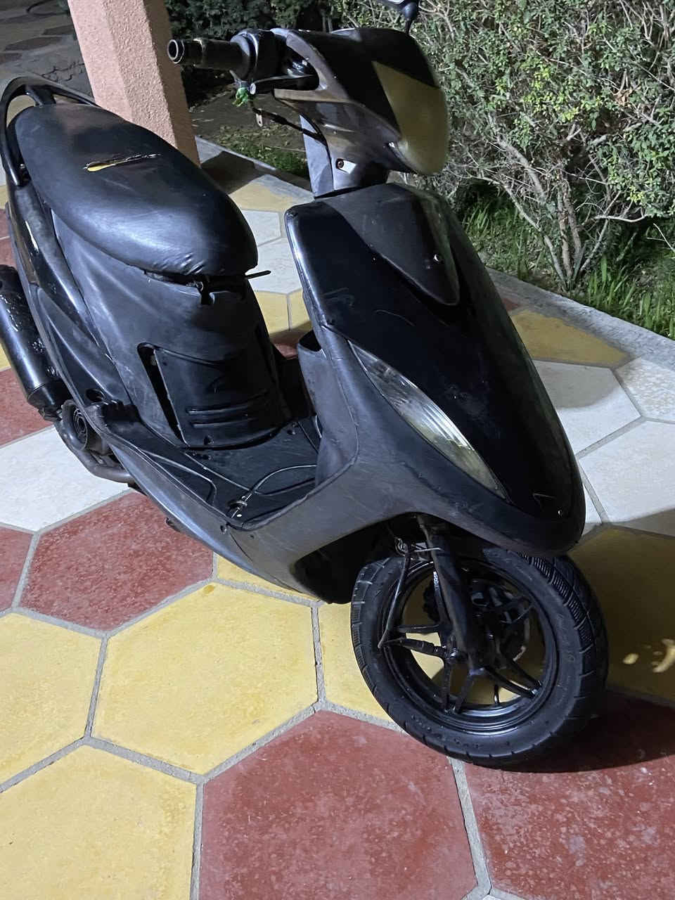 السلام عليكم متاح دراجه ماكس عدله الدراجه متروكه تنباع على حالته المكان حله ورديه خارج ***********
