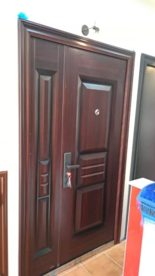 🚪💥 الكيان عملها تاني 💥🚪

لو ناوي تبني... أو تشطب... أو تبدل بابك القديم، العرض ده معمول ليك إنت 😍🔥

في معرض الكيان للابواب الصينية والتركية وفرنا ليكم أبواب درجة أولى بجودة ممتازة وشكل فخم يخلي واجهة بيتك مختلفة ✨
🔩 سُمك 7 ملي 🔐 أمان عالي وقفل متين 🏠 شكل راقي ولمسة فخامة 💪 خامات قوية وعمر طويل
وبتتحمل المطر والشمس والرطوبة العالية لفترات طويلة 
📏 المقاسات المتوفرة: ✔️ 80 سم ✔️ 100 سم ✔️ 120 سم

⏳ العرض لفترة محدودة والكمية ما مضمونة مع الضغط الحاصل

📍 الكيان للأبواب التركية والصينية
ما تخلي الفرصة تفوتك... أمّن بيتك وخلي بابك عنوان للفخامة من أول نظرة 👌
للتواصــــل واتس ومكالمات
0913894578


**إذا كنت صاحب هذا الإعلان وتريد حذفه لأي سبب، رجاءا أرسل رسالة إلى الدعم الفني**