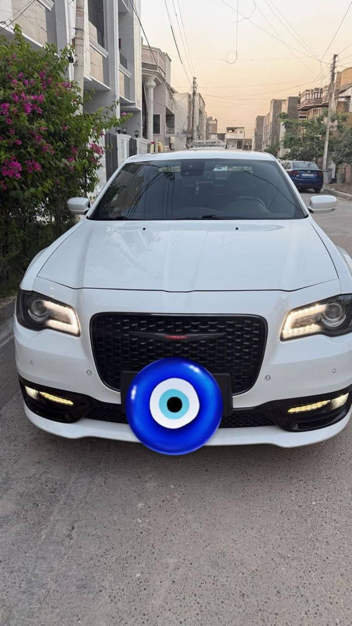 كلايسلر300 c
كفاله عامه من الضربه والبارد والتبديل 
بغداد بأسمي تحويل ثاني يوم
2022
فوول مواصفات
وكاله هارلم 
رادار امامية
***********
36800 $
