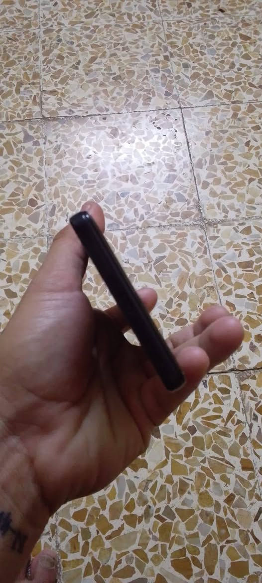 السلام عليكم جهاز POCO F4 للبيع رام 4+8بوبجي 90فريم ذاكره 256جهاز كدام العين نظيف فول سعر 230الف
جهاز كدام العين نظيف فول سعر 230الف 
تواصل خاص 
رقم ***********
