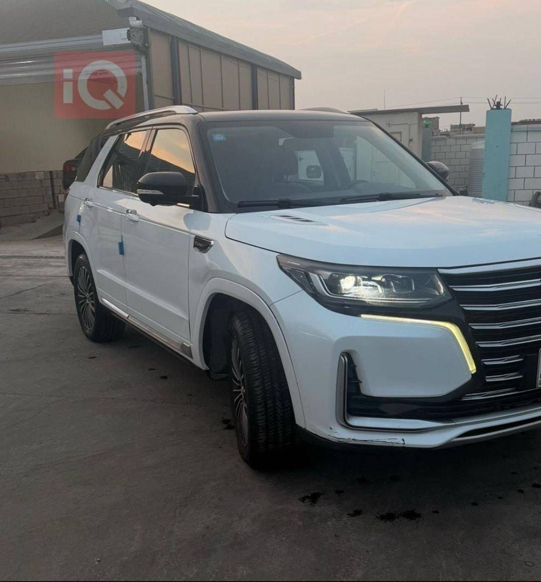 Changan CS95 2022 شانجان
فول مواصفات 1/1 بانوراما
———————————
✨محرك 2000 تيربو 
✨ فور ويل دفع رباعي 
✨ اوتو بارك 
✨ كاميرات 360 درجه 
✨نظام كامرات 3D
✨ صندوق كهربائي
✨ لايت + بك لايت LED
✨ انظمة التحكم لمس ( رادار - تحديد مسار - قيادة ذاتية ) 
✨ هاند بريك بصمة 
✨ حساسات 360 
✨ شاحن واير ليس 
✨ تغيير اللوان الداخل 
———————————
🔴 مقاعد لون مميز 
🔴 رقم بغداد دولي 
🔴 ماشية 76.000km

ملاحضة 🔹السيارة حرة بأسمي ثاني يوم تحول 

السعر خاص  / السياره بعد انظف بهواي من الصور 🔺

التواصل رقم فقط / مكاني بغداد ***********واتساب
***********اتصال
