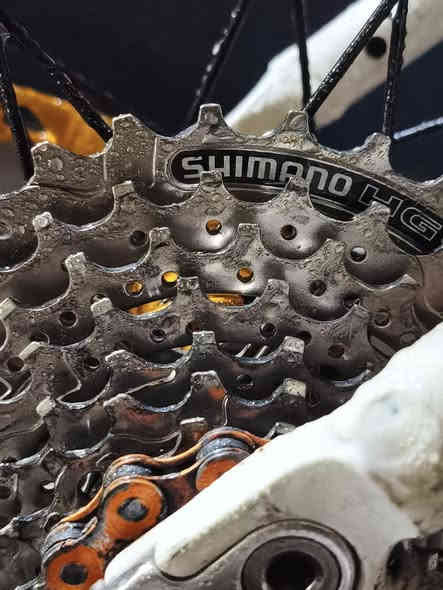 السلام عليكم اخوان
بايسكل للبيع 🔽 

نضيف جدا بنسبه90%

ألمنيوم 100%〽️

لون ابيض + برتقالي🔀

شكل عصري وحديث

الوياله ألمنيوم

بايسكل كله شركه وحده مامبدل بي شي ابد حتا البريكات نفس شركه البايسكل✅

عگرب شيمانو ♻️

خلفي8 وامامي1 سريع جدا🛑

المكاين (LJOY TECH) 💮

حجم 28❇️

الزنجيل نفس شركه البايسكل هم لونه برتقالي

سعر180🔒

للتواصل واتساب ***********

مكاني مدينه الصدر / شارع الحكمه / قطاع33 مقابيل جامع موسى ابن جعفر
