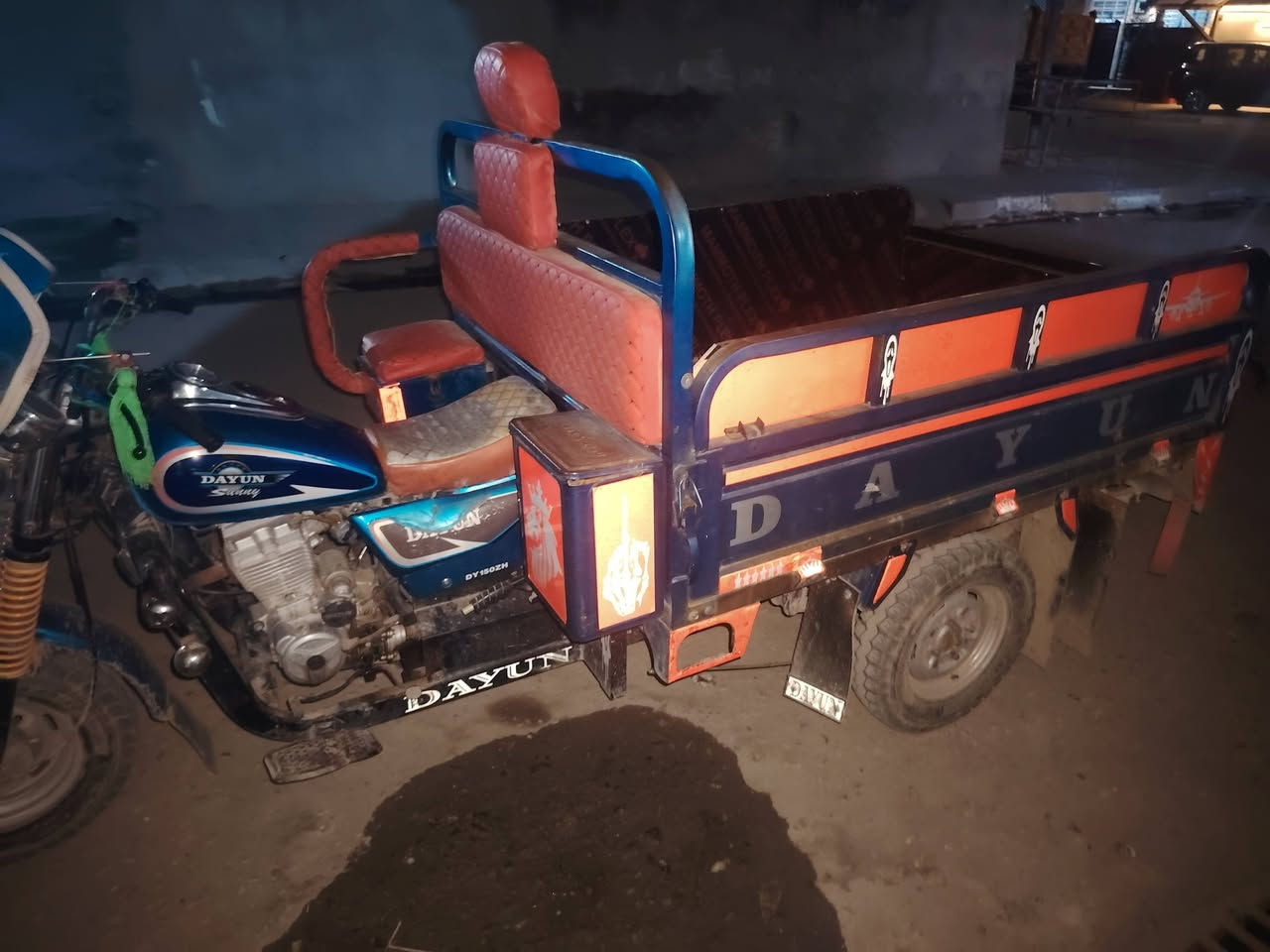 السلام عليكم ستوته مديل ٢٢ نضيفه سعر 2150 بيهه مجال وراق مكاني انوار مل بيت ستوته ***********
