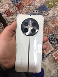 ريلمي 12 برو بلاس • ٥١٢ • بطارية ٥٠٠٠ ملي