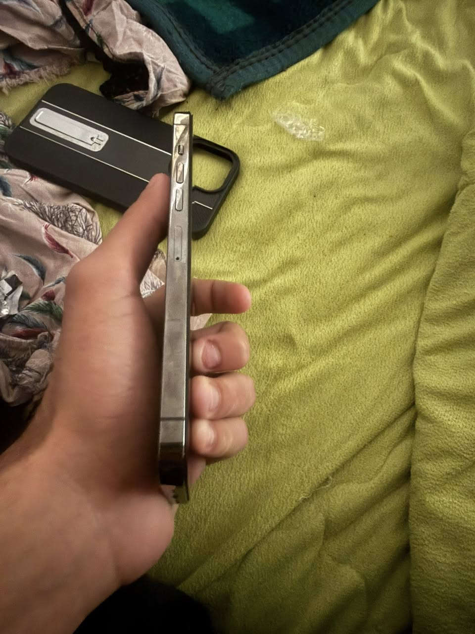 عدي 13بروًماكس512 بطاريه 100 اصليه ماتصرف لوك كله شغال كيبل كارتون عربي شرق اوصط دبل خط الشرطه الخامسه ***********
