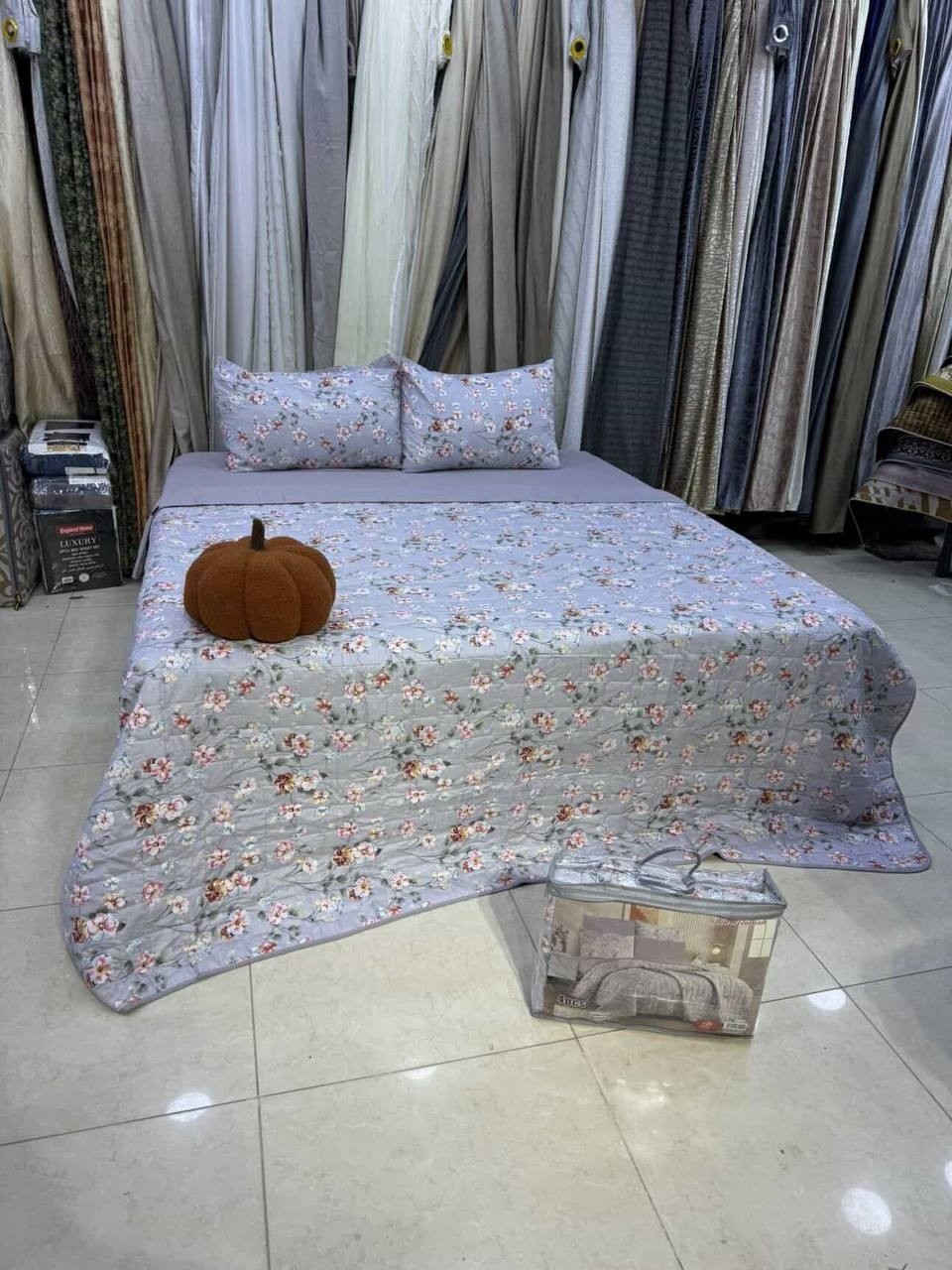 فرشه نفرين 4 قطع قماش قطني بارد مع شرشف لاستيك و 2 وجوه مخاد 
الغطوه 220*240
شرشف لاستيك 180*200+25 ارتفاع
وجوه مخاد 50*75 عدد 2
السعر 22 الف ✅⁩⁩
توصيل داخل بغداد ٥ الاف


**إذا كنت صاحب هذا الإعلان وتريد حذفه لأي سبب، رجاءا أرسل رسالة إلى الدعم الفني**