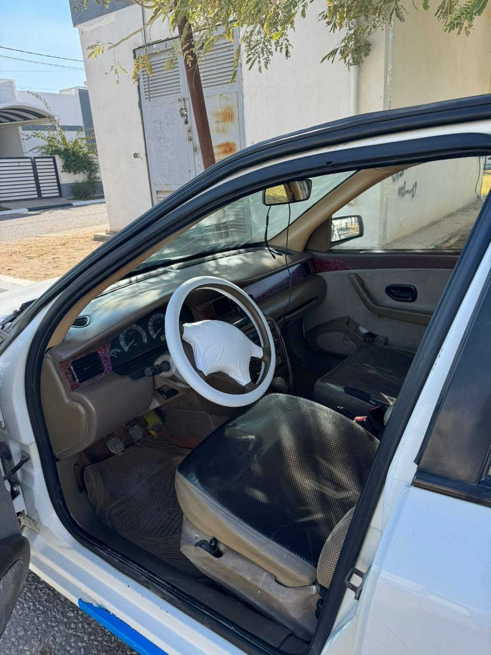سلام عليكم سمند 2011
السياره جاهزه من كلشي كير ومكينه شرط
حداده جديده كهربيات كلها شغاله تبريد ثالج
رقم السياره واسط انكليزي مدور مباشرا
السعر ٣٥ وبيها مجال بسيط
رقم مبايل ***********
ا
