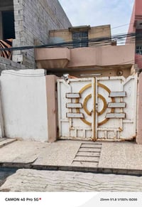 حي سومر • ١٠٠م • بناء قديم