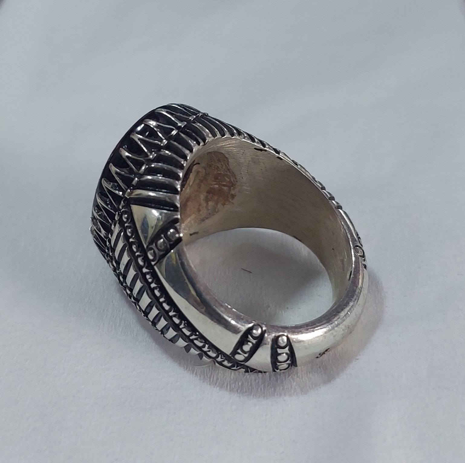 قطعه مختلفه قمة الروعة والجمال يماني شفه العبد قياس ٢٤ السعر النهائي ٣٠٠ الف صياغه يدوية ثقيله بغداد يوجد خدمة توصيل


**إذا كنت صاحب هذا الإعلان وتريد حذفه لأي سبب، رجاءا أرسل رسالة إلى الدعم الفني**