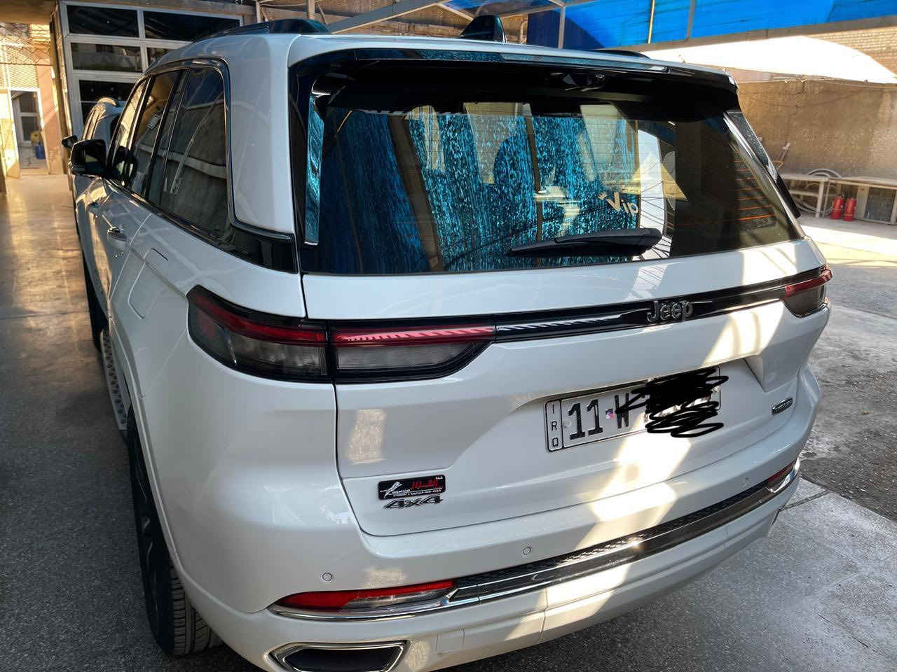 السلام عليكم  جيب اوڤر لاند خليجي هارلم  موديل 2024 لون ابيض                                                              ماشية  13300 كم                                                                رقم بغداد   بأسمي 
مغلف ppf بالكامل.                                         
مواصفات اوڤر لاند كامل. معروف مواصفاتها.                   
السعر 000'50  بي مجال
الاتصال ***********
