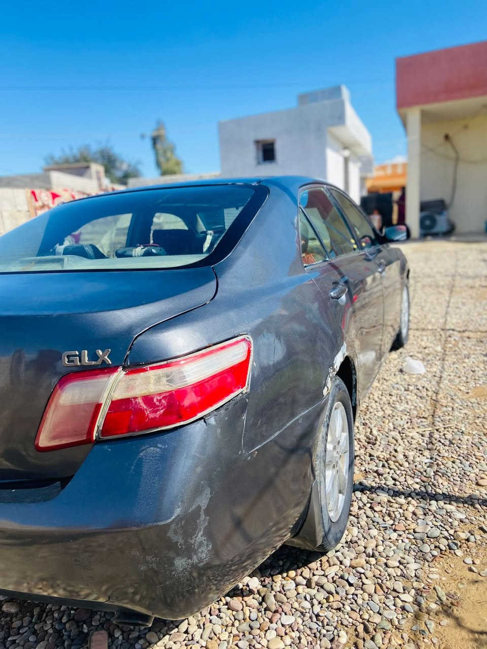 السلام عليكم للبيع كامري موديل 2007 رقم صلاح الدين الماني شرط التحويل محرك بي بدايه تبخير كير صدر كهربائيات شرط سنويه نافذه 2028 السياره مصبوغه   عام السعر المطلوب 70$ وبيها مجال مكان السياره صلاح الدين العلم رقم صاحبها /***********
