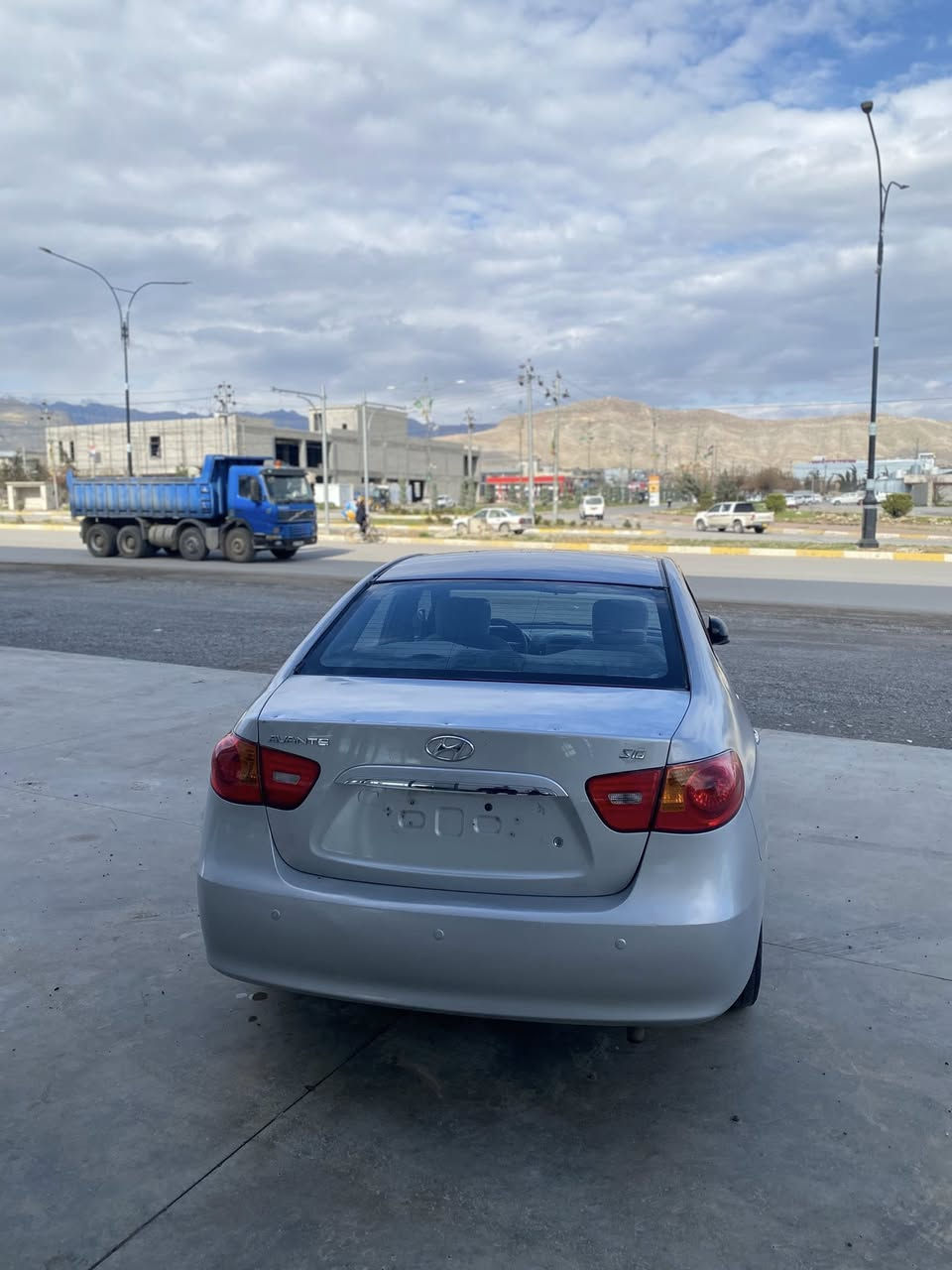 ئاڤانتی ٢٠٠٦ بریک بەستراو
کوشن هیتەر کامل مەسروف کراوا  تەبریت کەفەر گۆراو بەشەرت لیدران بەشەرت
گیر مەکینە بەشەرت 
نموونەیە لەجوانی
شوین حاجیاوا
ژ.م(***********)
