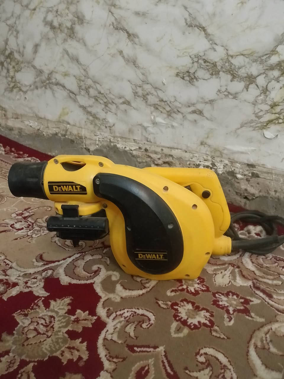 هاي الاغراض موجودة كلمن أو سعره توصلي داخل بغداد فقط رقم ***********
