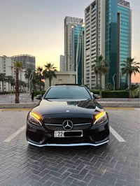 مرسيدس C300 • بانوراما • ضرر خلفي