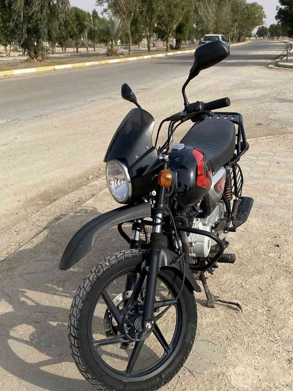 للبيع بوكسر 2021نارله 2022
جاهزه للترقيم أوراق كامله شرط 
هاتف ***********
