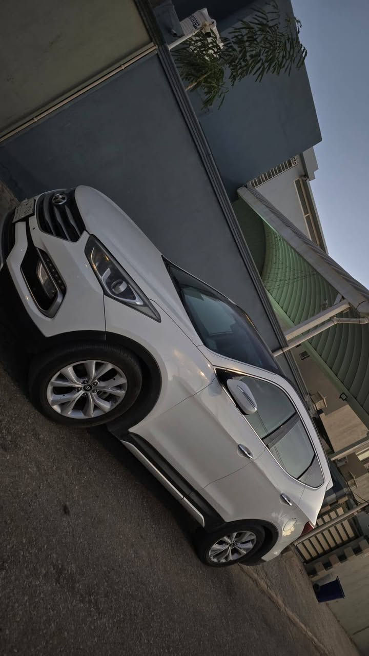 سلام عليكم من رخصة الادمن 
سنتافي وارد امريكي فول الفول مواصفات 
Ultimate 
 رادارات 360 درجة 
مري قلاب مع البك 
بانوراما كشنات كهرباء 
تدفئة تبريد 
بردات شركة 
محرك 2.0 توربو 
شاشة كبيرة 
تحكمات ستيرن 
كشنات جلد
وضعيات قيادة 3
نقطة عمياء 
بصمة 
جنطة كهرباء وبيها تحسس عند اقتراب البصمة 
إنارة ترحيب 
وبعد بيها مواصفات خير من الله
سعرها 177 وبيها مجال  
للاستفسار ☎️ *********** واتساب
