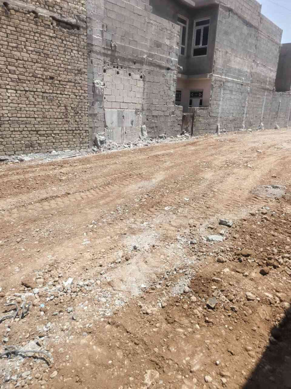 تفليش الدور والمباني القديمة  ورفع الانقاض وتعديل الارضيه بمواده مااخذ فلوس في جميع مناطق ديالى  الاتصال على الرقم ***********
