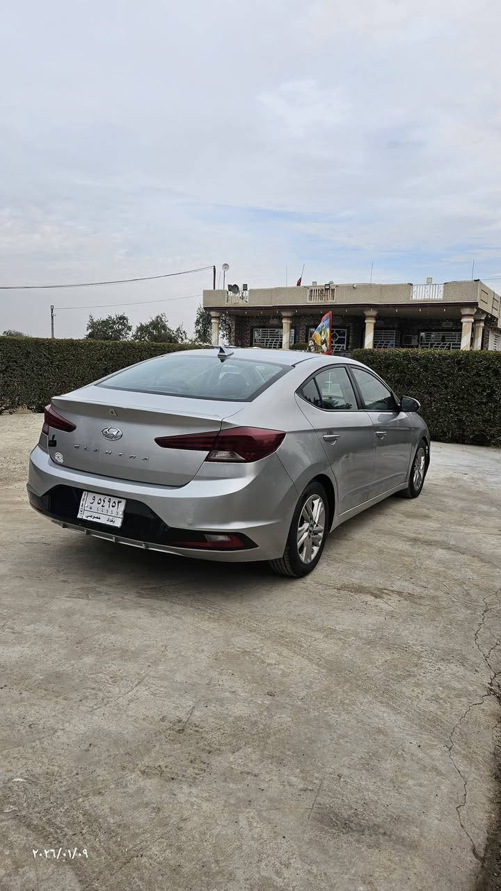 للبيع النترا 2020 وارد امريكي
ضرر سطحي بنيد مصبوغ و جاملق اليمنه مبدل فقط بدون دواخل
مكينه كير كهربائيات مكفولات 
مكينه (2000)دوش
كير AT
تدفئة تبريد كله شغال سيارة جاهزه ما بيهه اي نقص
عنوان بغداد حي النصر 
السعر (125$) و بيهه مجال  
مبايل (***********)
