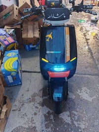 موطور شحن • ٦ بطاريات • موصل