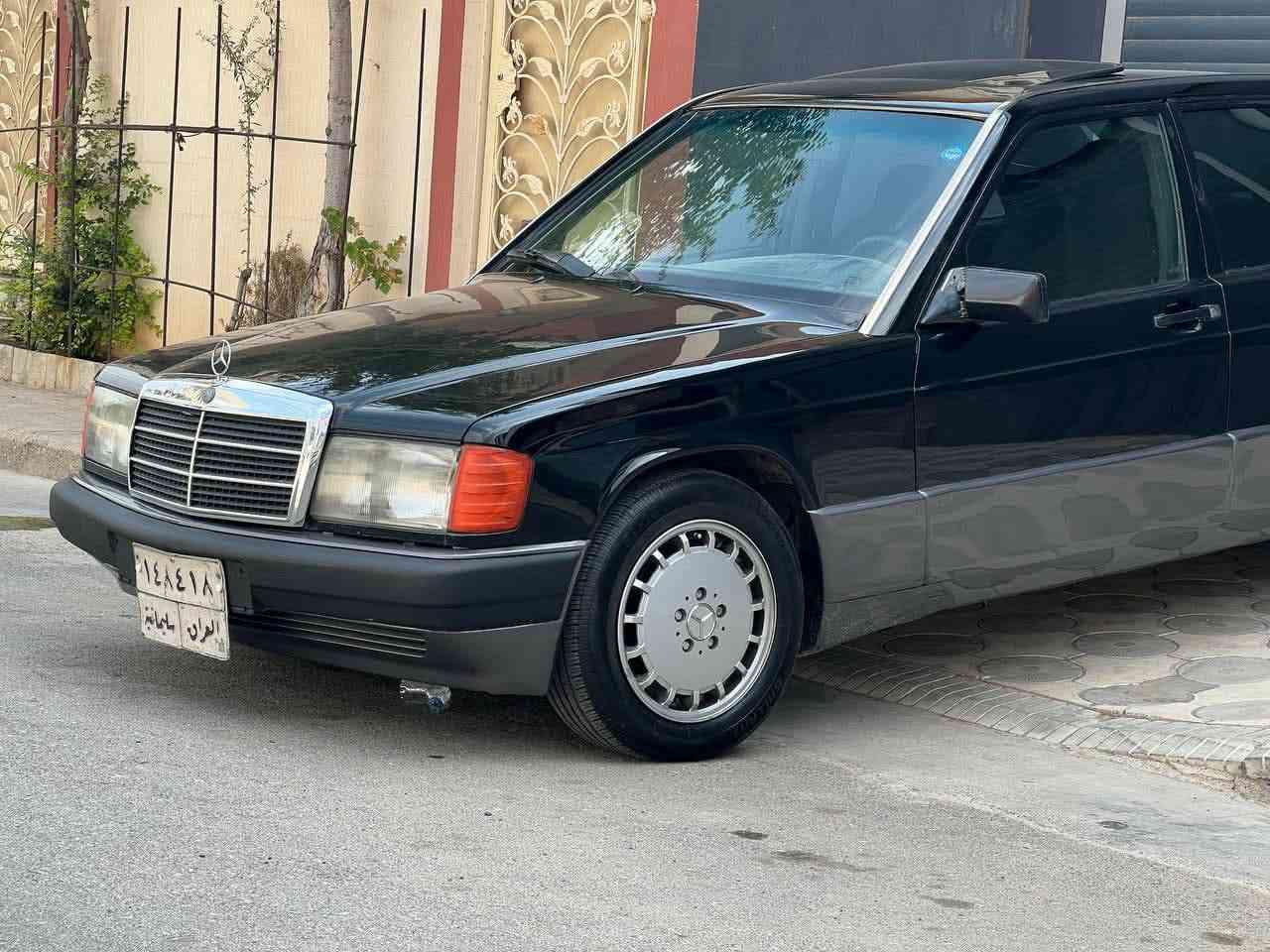 مارسدس طيارين موديل 1991 بدون دعم قواعد دبلات سليمه مصبوغه لجماليه رقم سليمانيه تحويل وغرامه بشرط مكان سياره سليمانيه اي استفسار ***********
