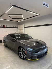 دوج چار جه ر موديل ٢٠٢٣  RT  V8 سيارةبدون رقم تترقم شمالي فقد كاتي  ٣ش...