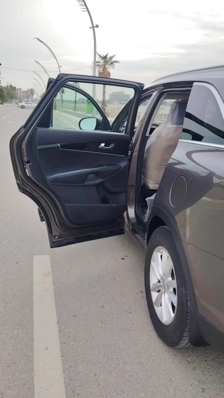 السلام عليكم
ورمضانكم مبارك ان شاء الله

كيا سورنتو للبيع

موديل 2019 شكل 2020

الشكل بني جوزي

محرك ٢٤٠٠ +  محركها جديد

ضررها جاملغ واذا تحب ابعثلك سونارها كامل

7راكب 

اقتصادية بالبنزين 

تبريد ٣ قطع 
رقم: بغداد خصوصي 

سيارة نظيفة ومرفقة امامكم بمقطع فيديو مصور ايضاََ 

السعر ١٧٥ وبيها مجال 
َ
مكان السيارة /ديالى بعقوبة اذا تحب تشوفها بالواقع ياهلا بيك 
للاستفسار أكثر حول التفاصيل الاتصال على الرقم ***********
