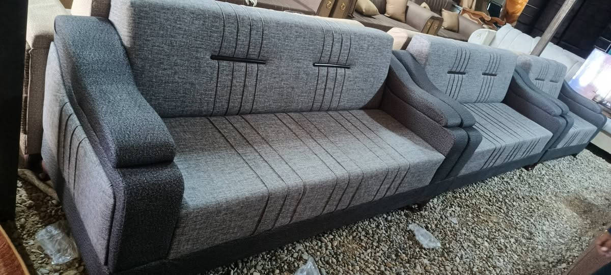 وصلت وجبه جديده من لتخومه المودرن في مزاد الرسول العنوان كاطون الرازي نهايه الشارع لاستفسار ع رقم الهاتف *********** ملاحضه مستعدون لشراء كافه المواد المنزليه وغرف نوم 💤
