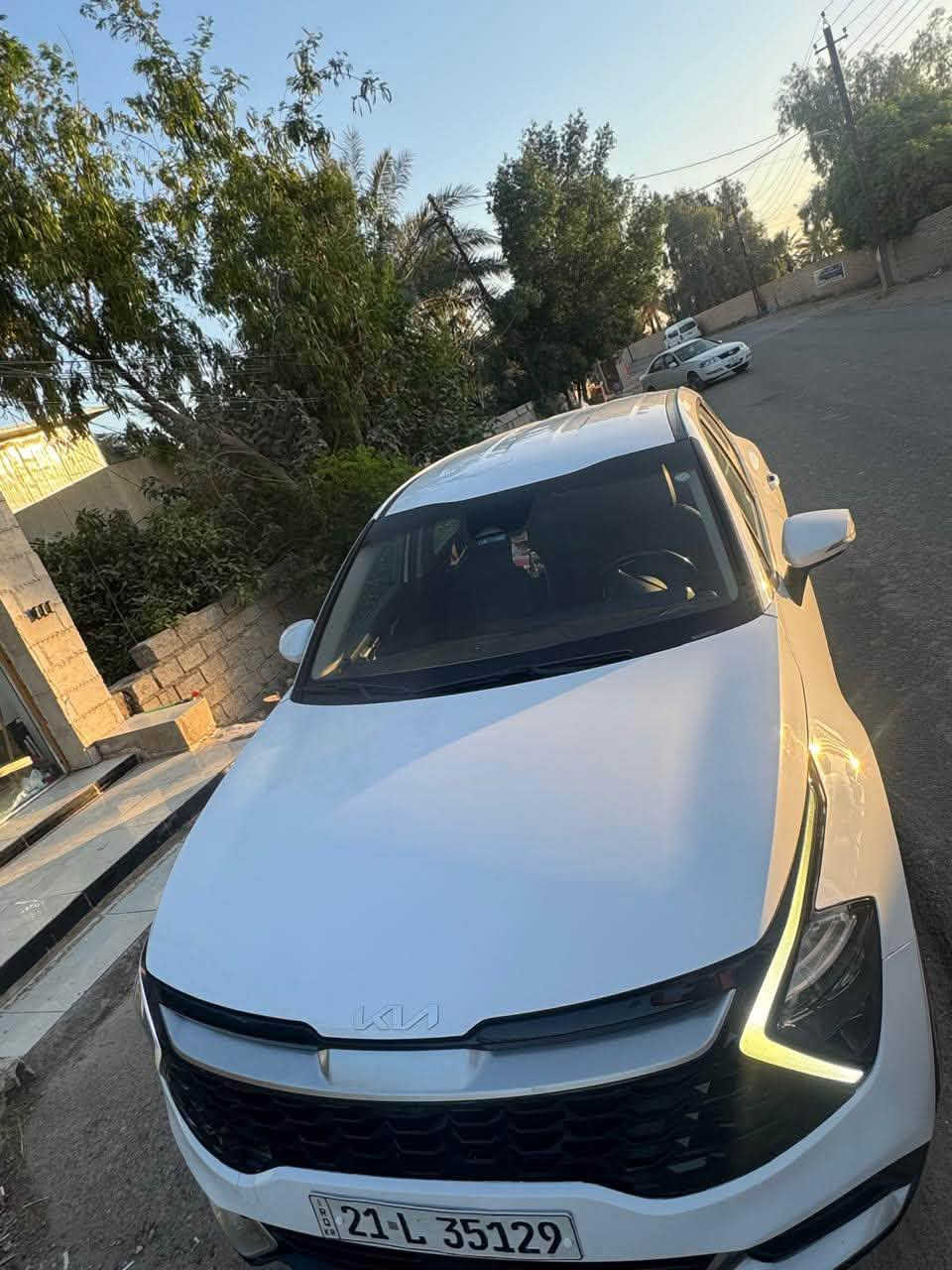 للبيع ...
كيا سبورتج موديل 23 

وارد امريكي

السياره نص فول يعني بدون فتحه وبدون مري شفط  اما الباقي فول 

السياره ماشيه 63 الف كيلو 

سياره مال جناي متصرف عليها ربع  جاهزه مجهزه  

 السعر #180

للاستفسار اكثر الاتصال على الارقام التاليه  

 *********** 

          او 

‭0771 420 4051‬
