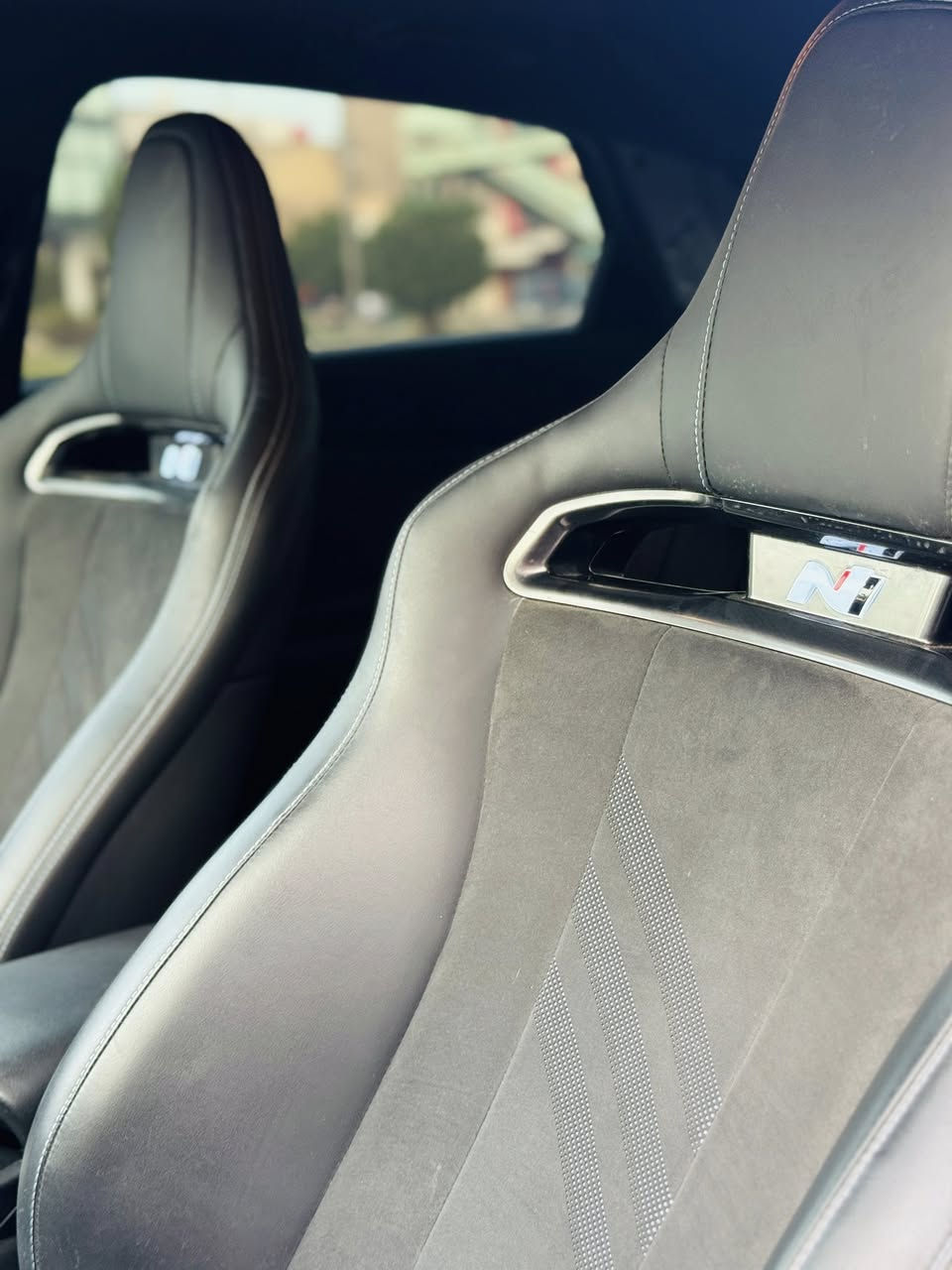 بيع مستعجل بس لاتكسر بحلالي اذا مو شراي 
‏السرعة300✈️
موديل :2022
المحرك :2000 تيربو 
ماشية  17   
گير  8 نمر اوتماتيك 
المواصفات:#N 

كشنات كنتاره وجلد
تدفئة+ تبريد
 
سقف أسود
اناره داخليه 👌🏻٢٤ لون
تحكم ستيرن نورمال وسبورت
تحكم دبلات نورمال وسبورت
ابواب بصمة
شحن وايرلس
شاشة ايباد
كاميرات 360  درجة
نظام صوت _𝐁𝐎𝐒𝐒
اشارة ترحيب
اشارة مرايا
اوتو ستوب
نقطة عمياء
تحديد سرعة
تحديد مسار
رادار امامي 
رادار جانبي 
رادار خلفي
قيادة ذاتية  
حساسات امامي
حساسات خلفي
نضام _ ECO
نظام _ 𝐍𝐎𝐑𝐌𝐀𝐋
نظام _ 𝐒𝐏𝐎𝐑𝐓
نظام _ N

كشنات هيتر
ستيرن هيتر
صندوق ذكي
لايتات فول زينون
بگلايت لد

السياره حادثها جنطه
مامتواجد عالفيس

مكان كربلاء 
***********–***********
