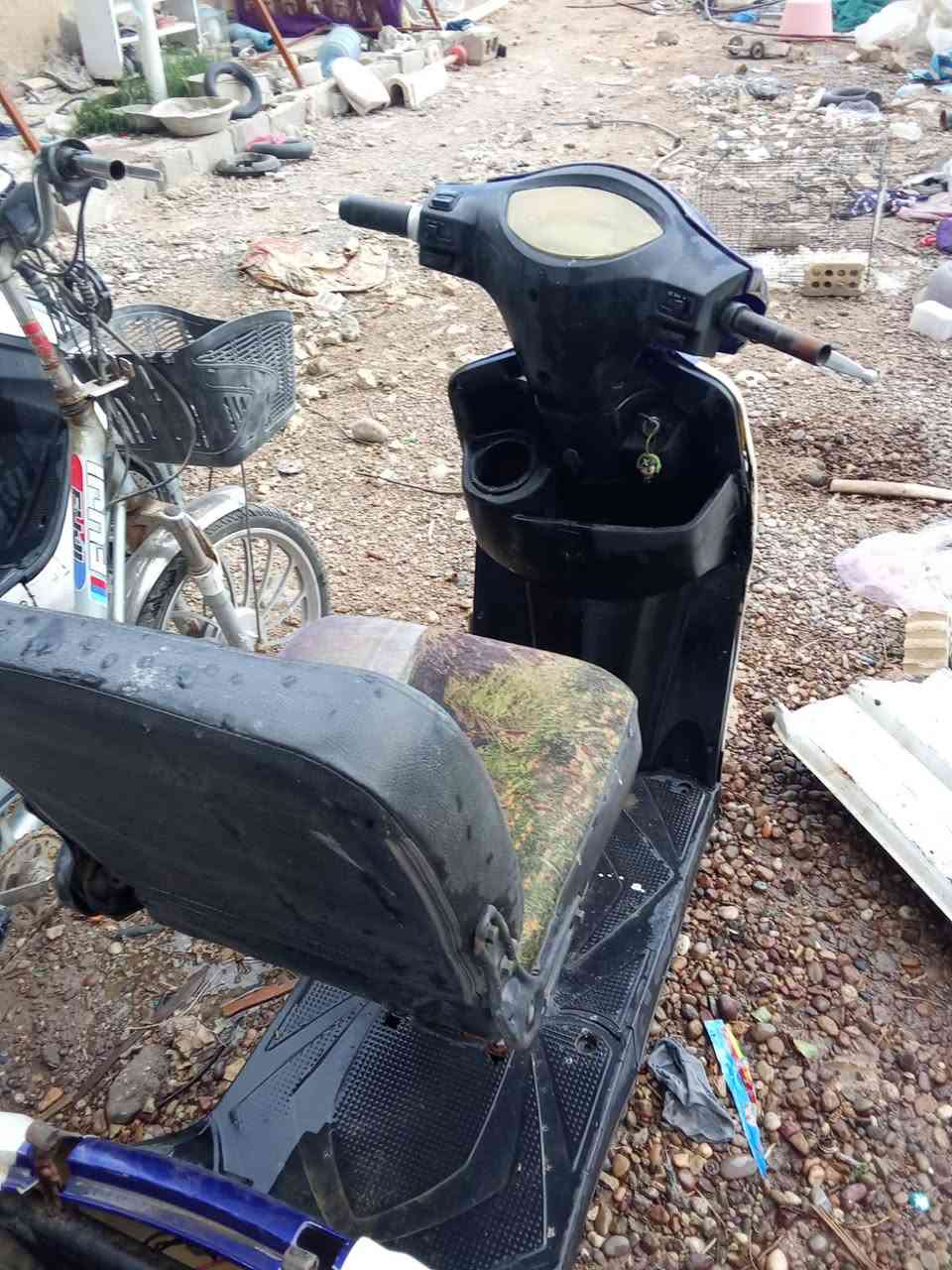 دراجتين شحن وحده نقص بطاريات وحده بطاريات وعقل وثالثه شغاله بيه تبخير ابيع كوم حديد سعر 200 الف قفل بس اتصال مكاني بياع دوانم  0771341975 مو شراي لا يتصل


**إذا كنت صاحب هذا الإعلان وتريد حذفه لأي سبب، رجاءا أرسل رسالة إلى الدعم الفني**