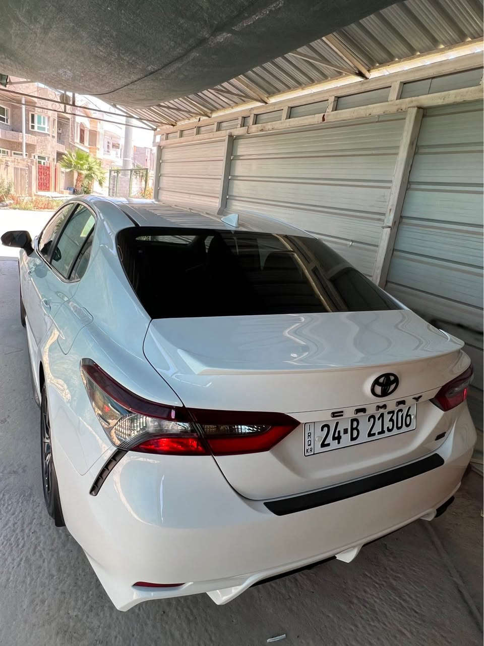 تويتا كامرى ٢٠٢٤ فئة se
ماشي فقط ٩ الف 
مواصفات كشن كهربائى جلد شاشة carplay خريطة  كاميرة خلفي ثلاث مود قيادة  تحكمات ستيرن تحديد سرعة رادر امامي خط شارع اشارة بل مراية بلاك توب رقم و سنوية جديد بسمي سيارة كلين بدون صبغ بيها تعديل شبر من باب سائق شبر من جملغ بدون دواخل ايرباك بردة طاك فقط سعر ٢٣٨ ورقة *********** اكر, نينوى
