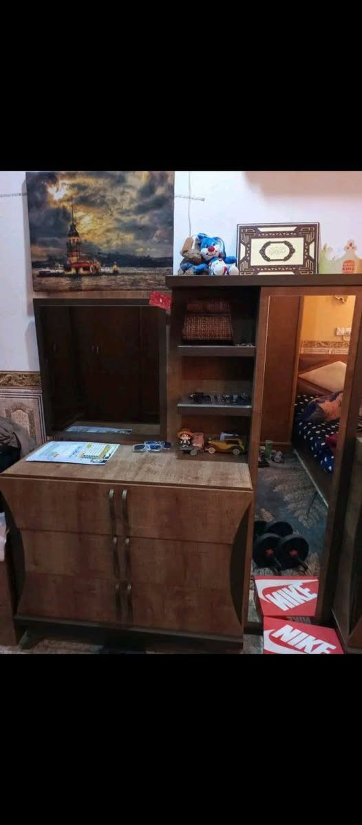 غرفة نوم شبابية تركي سرير نفر مخزن ، كنتور بابين ، ميز تواليت ، ميز احذية من هوم سنتر ، المكان بغداد شارع فلسطين
للاتصال ***********
