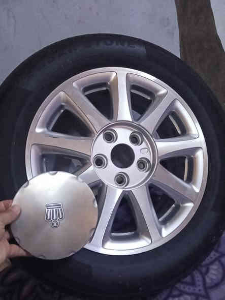 السلام عليكم 
ويل لبيع نجمه حجم16
يرهم جنون ويرهم راس الثور 
حاويه مصبوغ ومجلي 
بي تخم تاير زيرو 
مكاني البصرة خور الزببر 
رقم الهاتف ***********
السعر 525
