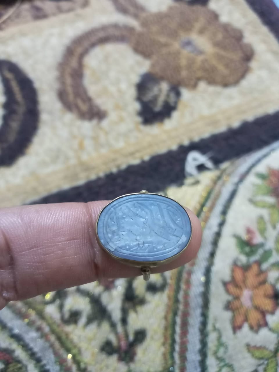 رضويه صياغه ثقيله ويمانيه مخطوطه
سعر القطعتين 100 قفل لايوجد توصيل مكانهم البصره واتساب ***********
