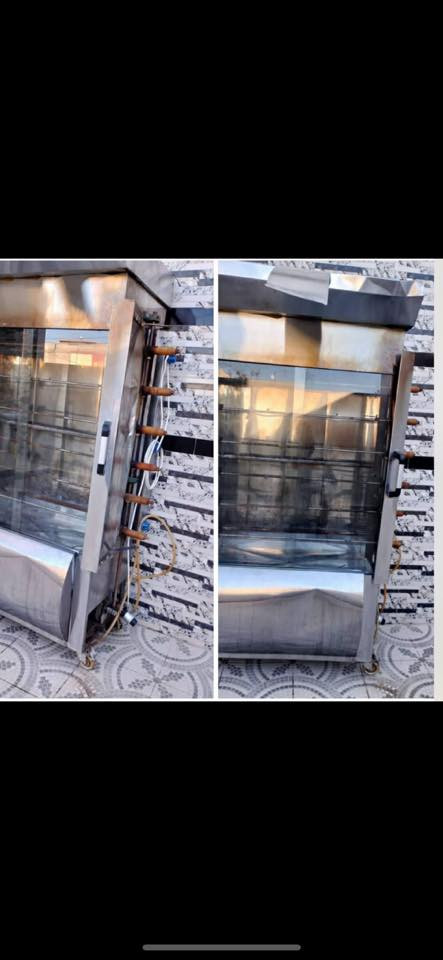 شواية دجاج للبيع 6شياش وماطور شغال وحيل نظيفه بيها طخه بسيطه بالباب فقط قفلها 350
وكباب خانه مستعمل سبوع ب250
***********
