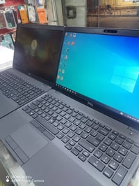 Dell • شاشة لمس • i7 جيل ٨