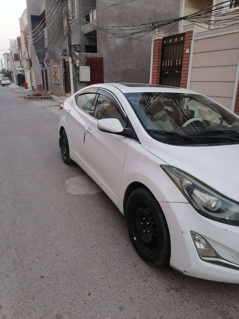 للبيع او مراوس باصفر
النترا ٢٠١٥ خليجي فول عدا البصمة السيارة خير من الله جاهزة تبريد كير مكينة رقم ديالى الدولي بأسمي
السعر ١١٥ وبيها مجال
مكانها ديالى بعقوبة
***********
