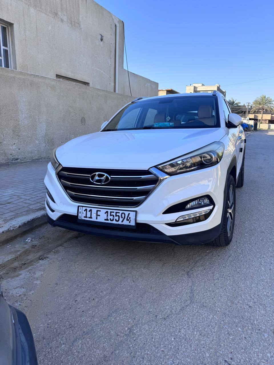 توسان 2017 خليجي

ماشيه 40 الف فقط 
سايد بريك بلرجل
داخل صاج
لايت لد
لد نهاري
تبريد قطعتين
يدات نيكل
5 ويلكب
مري شفط
اشاير مري
بسمي تحويل ثاني يوم

السعر 180 وبيها مجال بسيط
مكاني بغداد حي الاطباء بلجهاد قرب خدمي شارع المطار للتواصل 
***********
