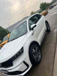 كيا سورنتو 2021 خليجي بيه كلير بابتين وجاملغ خلفي الايسر ايرباكات سليم...