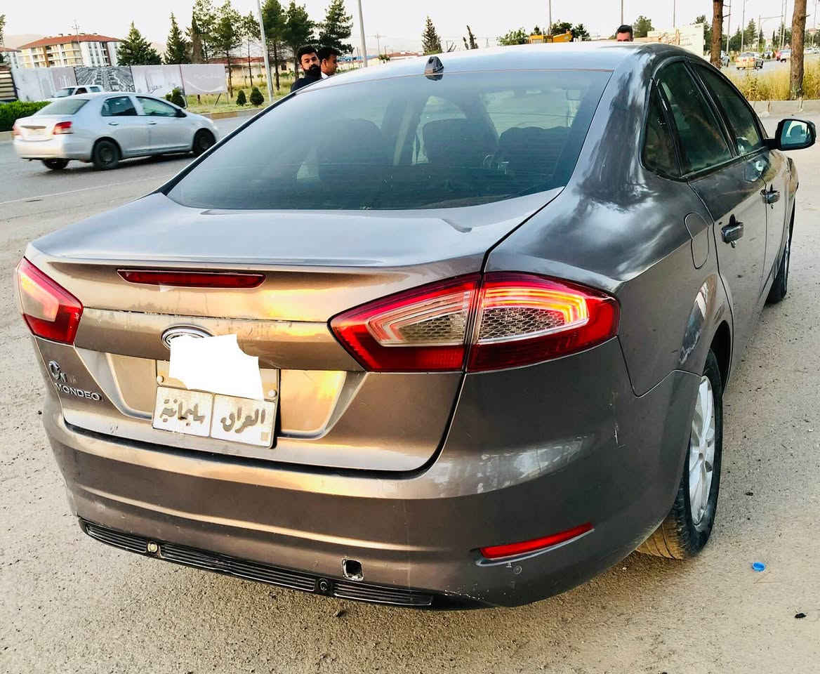 فؤرد ڤويژن مؤديل ٢٠٠١١ بيشو دواي كه پسه  حيزام بؤياخه له سه ر كالبونه وه كروا وه بؤ جوانى كيرو مه كينه به شه ر ت ته بريت ساردو كه رم نرخ ٥١ مه جال ژماره  ته له فون *********** شربازهير, السليمانية
