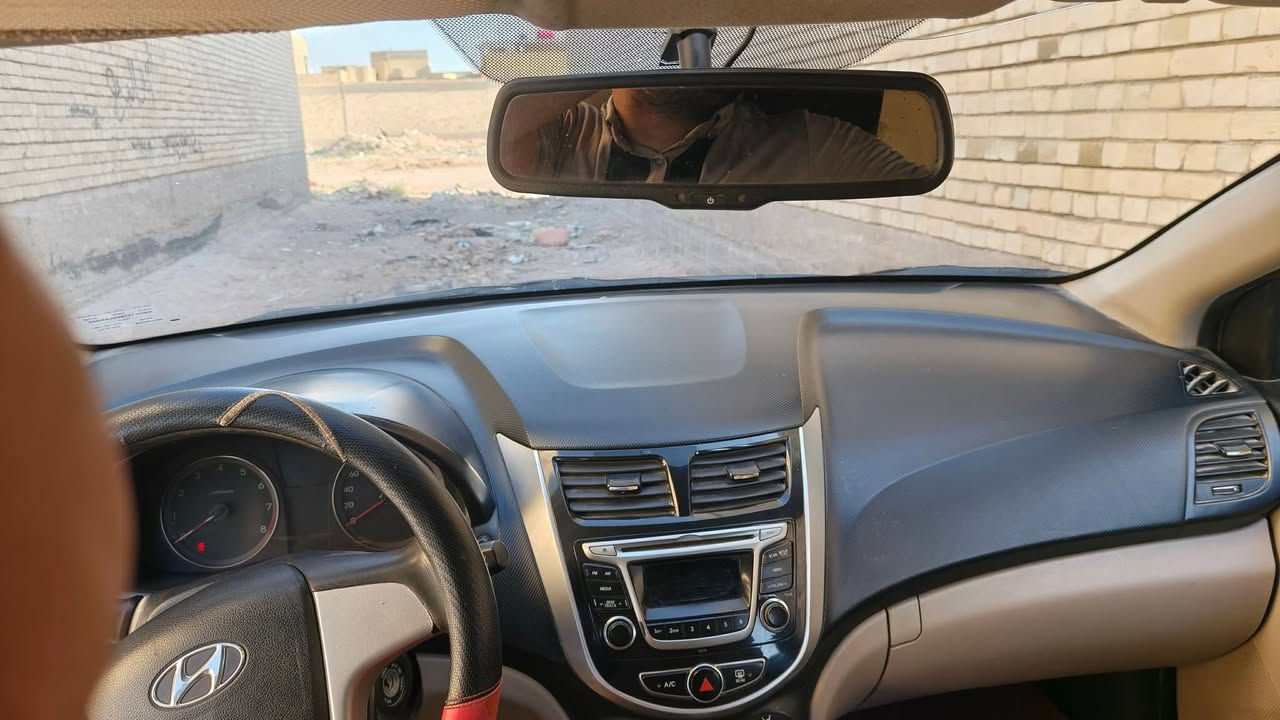 اكسنت موديل 16خليجي كفاله  ماعدا طخه بسيطه مكينه كير حداديه تبريد مبدل راديتر جديد بس ماكملته لن اريد ابيع مكينه 1400سنويه بسمي 2031يله ينتهي رقم نكليزي رقمه نجف ومكاني نجف سياره جاهزه وحلوه وبسامينه لستفسار ***********
