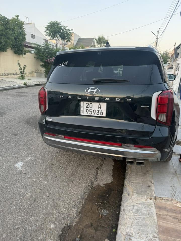 هيونداي بالیسید موديل : 2024
المواصفات : (𝐆𝐀𝐋𝐋𝐈𝐆𝐑𝐀𝐏𝐇𝐘) فول مواصفات 1/1
ماشيه : 26,000KM
حجم المحرك : V6  /  3.8L ( 6سلندر )
اللوان : زيتوني ، داخل اسود
عدد المقاعد : 7 راكب
مكان السيارة : ديالى

فتحة سقف عدد (2) (بانورما)
سقف كنــــتارا
تتقدم وترجع بالسويج
شاشة عرض داتــــاشــــو
كيج الكــــتروني
انــــارة دشبول وأبواب محيطيه متعددة الألوان
بصمة ابواب
بصمة تشغيل
تشغيل عن بعد (𝐑𝐄𝐌𝐎𝐓𝐄 𝐒𝐓𝐀𝐑𝐓)
شاحن هاتف لاسلكي
شاشة دشبول ديجيتال
سماعات هارمان كاردن عدد 16
عداد كاميرات 5
كاميرا 360
كاميرا امامي
كاميرا جانبي
كاميرا خلفي
شفتات استيرن
هاند بريك بصمة
اوتو بارك (𝐀𝐔𝐓𝐎 𝐏𝐀𝐑𝐊)
اوتو هولد (𝐀𝐔𝐓𝐎 𝐇𝐎𝐋𝐃)
اوتو ستارت (𝐀𝐔𝐓𝐎 𝐒𝐓𝐀𝐑𝐓)
اوتو ستوب (𝐀𝐔𝐓𝐎 𝐒𝐓𝐎𝐏)
رادار 360
رادار امامي (تحديد مسار)
رادار جانبي  (نقاط عمياء)
رادار خلفي (التحذير من الاصطدام)
حساسات 360
حساسات امامي
حساسات جانبي
حساسات خلفي
نظام (𝐒𝐌𝐀𝐑𝐓)
نظام (𝐒𝐏𝐎𝐑𝐓)
نظام (𝐂𝐎𝐌𝐅𝐎𝐑)
نطام (𝐄𝐂𝐎)
كشنات (𝐕𝐢𝐩)
كشنات مساج
كشنات جلد
جميع كشنات كهربائي
كشنات خزن+ميموري
كشنات تبريد امامي وخلفي
كشنات هيتر  امامي وخلفي
تحكمات استيرن
استيرن هيتر
تبريد لمس
تبريد مركزي
صندوق شفط كهربائي
لايتات (𝐋𝐄𝐃) لید عدسة زينون
بكلايتات (𝐋𝐄𝐃) لید
ويل كروم
الخ …

⚠️ السيارة كتاب شهداء ، رقم ديالى (اسويلك وكالة بيها)
🟢 السيارة بدون ايرباك بدون دواخل .
 🔴 الضرر في امريكا : مجرد بارد صغير بالصندوك (كلين)
🔴 الضرر في العراق : انكسر بستم واحد بسبب رداءة البانزين ، صلحتها شلت ال٦ بساتم وبدلتهن ب٦ بساتم جديدة وكالة (موجود الباركود مالتهن حتى تضمن انو هنه اصليات من الوكالة)

رقم الشاصي : KM8R7DGEXRU792400

رقم تواصل : ***********
