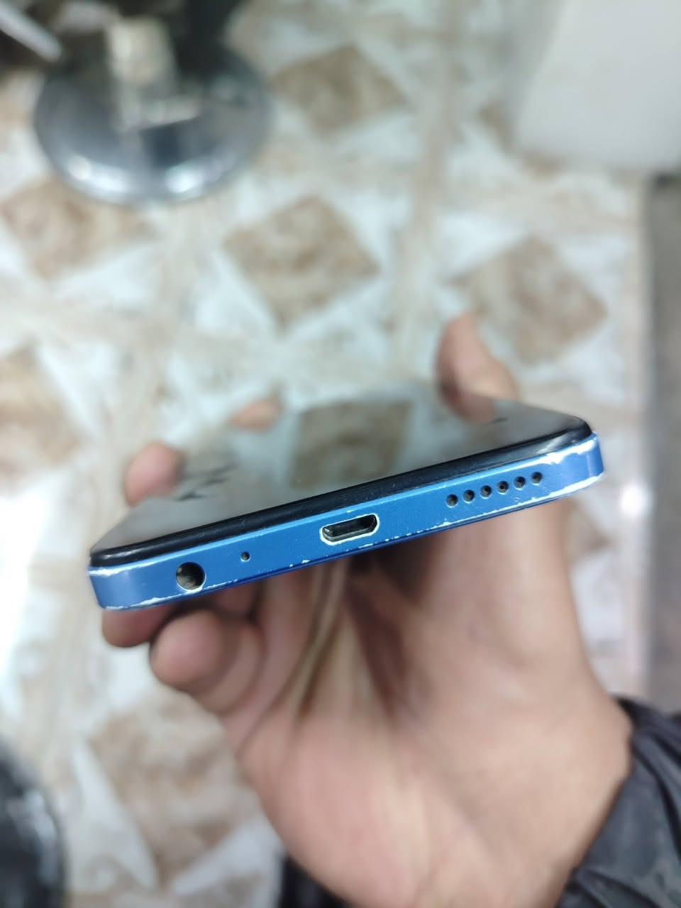 سلام عليكم مبايل انفنكس سمارت 7 ذاكره 64 شاشه بلاديه بطاريه البلاديه بس بي فطر ب الشاشه ميبين ولا يأثر مستعجل ع بيعته 65 بي مجال قليل ***********
