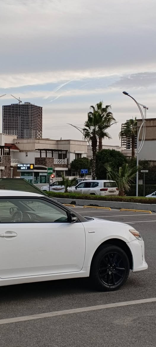 تؤيؤتا سايؤن سبؤرت 2014
بيهة 1 بدون ارباگ بدون اي شي
 بسمي صيارة كل شي جديد 
بيها مجال.    $ 97 

 ***********
