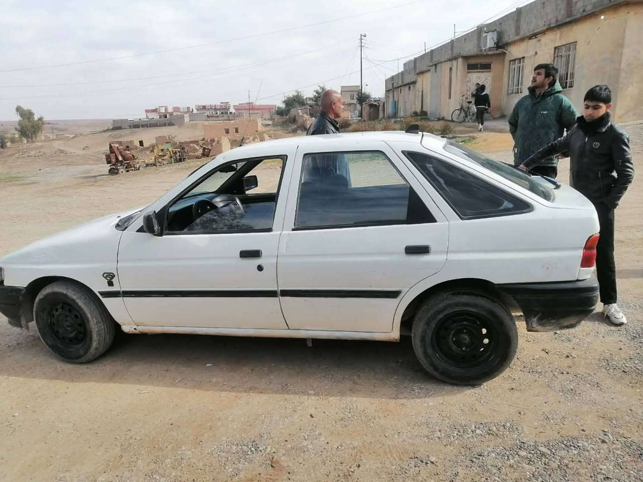 السلام عليكم سياره فورد شنطه رقم نينوى شرطه تحويل شرعيه موجود شرطه تحويل سياره حلوه نظيفه ترهم مراوس حسب القناعه السعر 15 وبيها مجال سياره حلوه نظيفه قاعده سياره محرك بيه بدايه نفخ تو بدايه نفخ سياره نظيفه قاعده مرتبه السعر 15 وبيها مجال ترهم مراوس حسب الغناء العنوان الموصل حي السماح ***********
