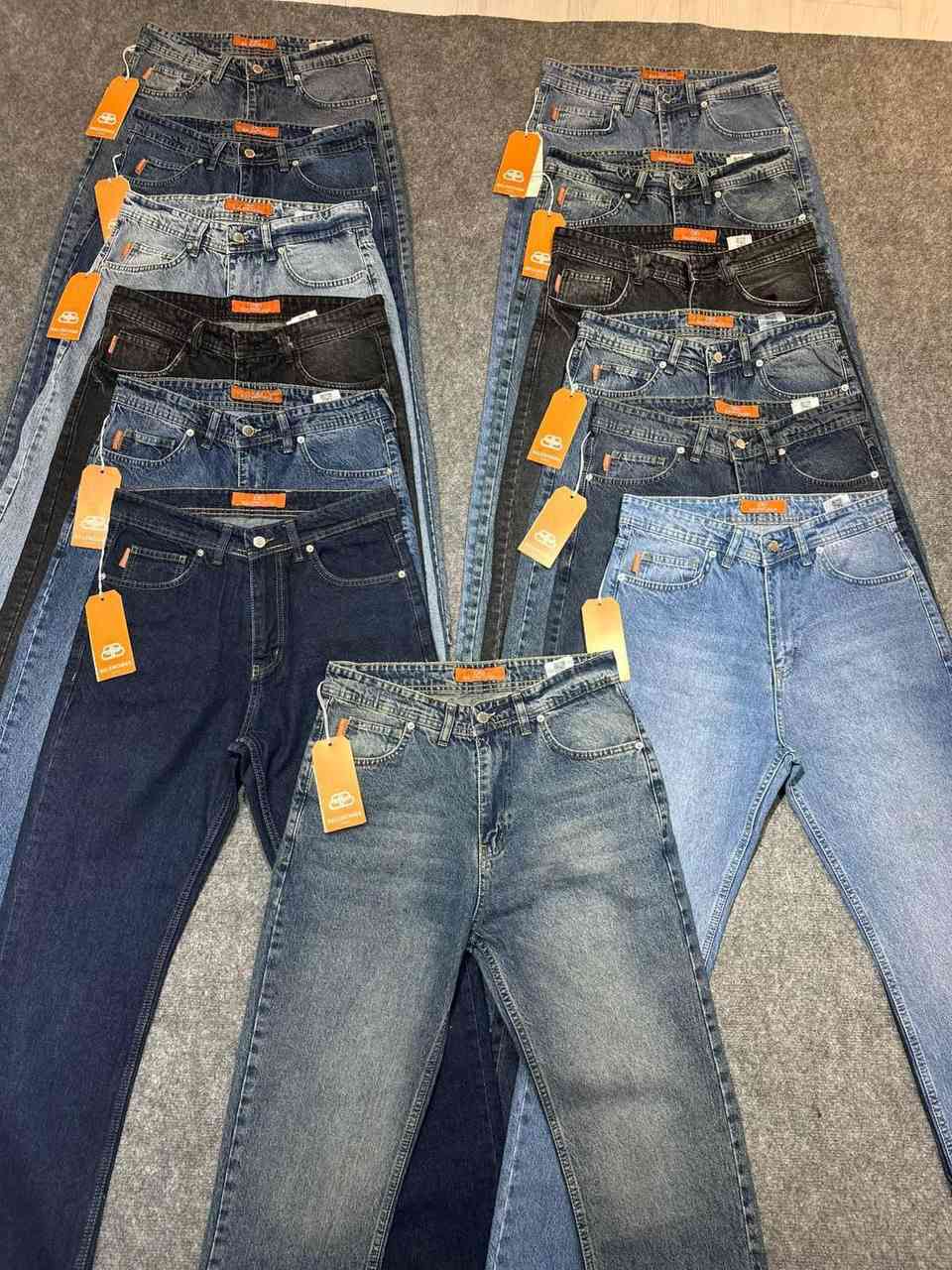 مساء الخير 🌙
🇮🇹 وصلت بناطيل #جينز_إيطالي 🇮🇹
نوعية #بكي_110
قماش ثقيل ومريح
قصّة عصرية تلبس ستايل
ألوان ثابتة وتدوم 👌

متوفر بعدة ألوان ومقاسات
📍 المكان: (بسماية شارع الخدمي مقابيل ريف الشام 
مجاور نشائية العمدة)
#أزياء_شغف🔥


**إذا كنت صاحب هذا الإعلان وتريد حذفه لأي سبب، رجاءا أرسل رسالة إلى الدعم الفني**