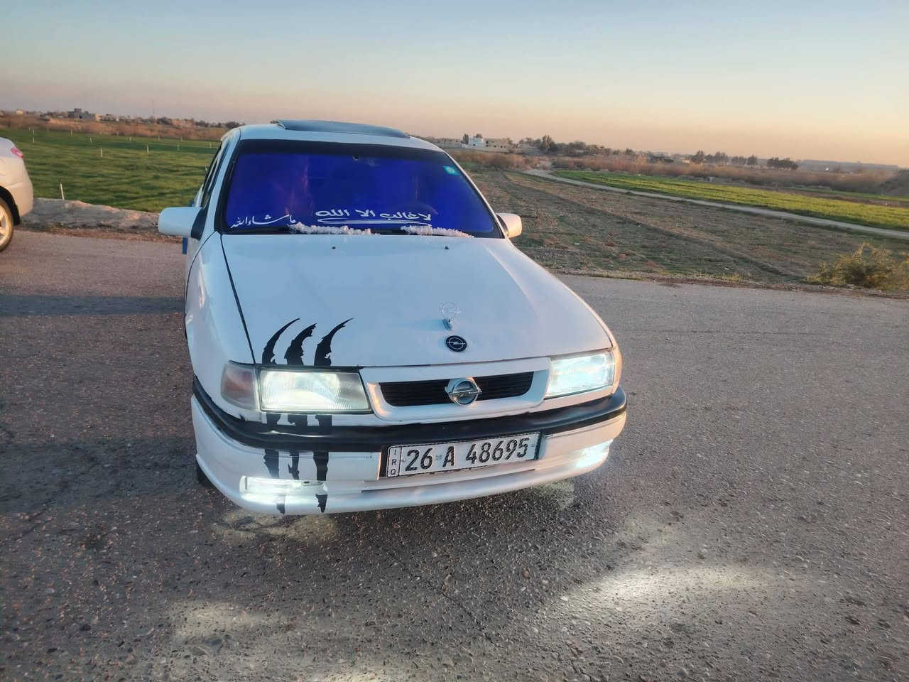 للببع اوبل فكترا موديل 91رقم صلاح الدين مشروع وطني لل 30بسمي جديده لاخياس ولا ضربه محرك 18وكير شرط السياره حيل جديده تخم تاير جديد صدر جديد طبه داخلها حيل جديد مكان السيارة تكريت السعر 45وبيه مجال قليل لاستفسار لاتصال ***********
